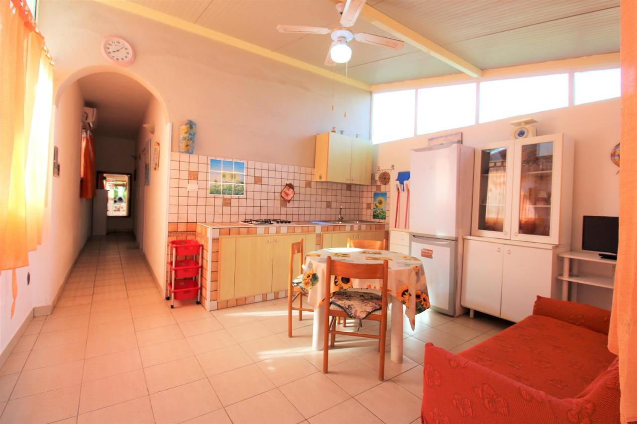 Villetta Climatizzata Mar Torre San Giovanni Exterior foto