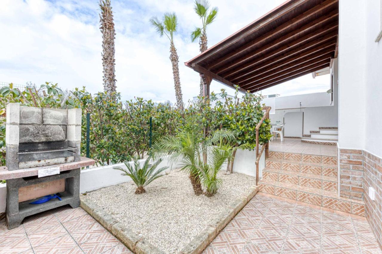 Villetta Climatizzata Mar Torre San Giovanni Exterior foto